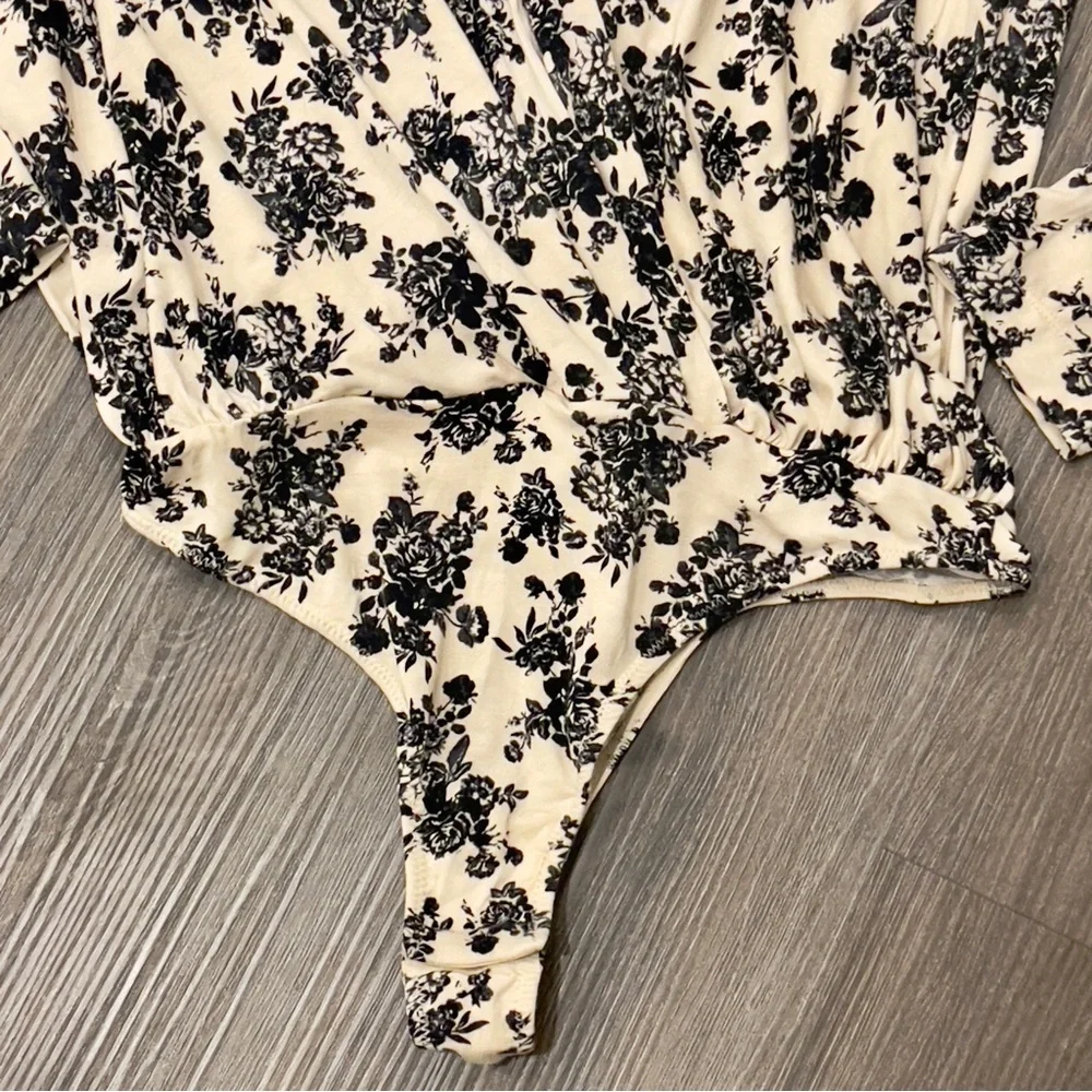 Free People Imtimately Floral Turnt Bodysuit in Ecru Combo Medium - Picture 11 of 16